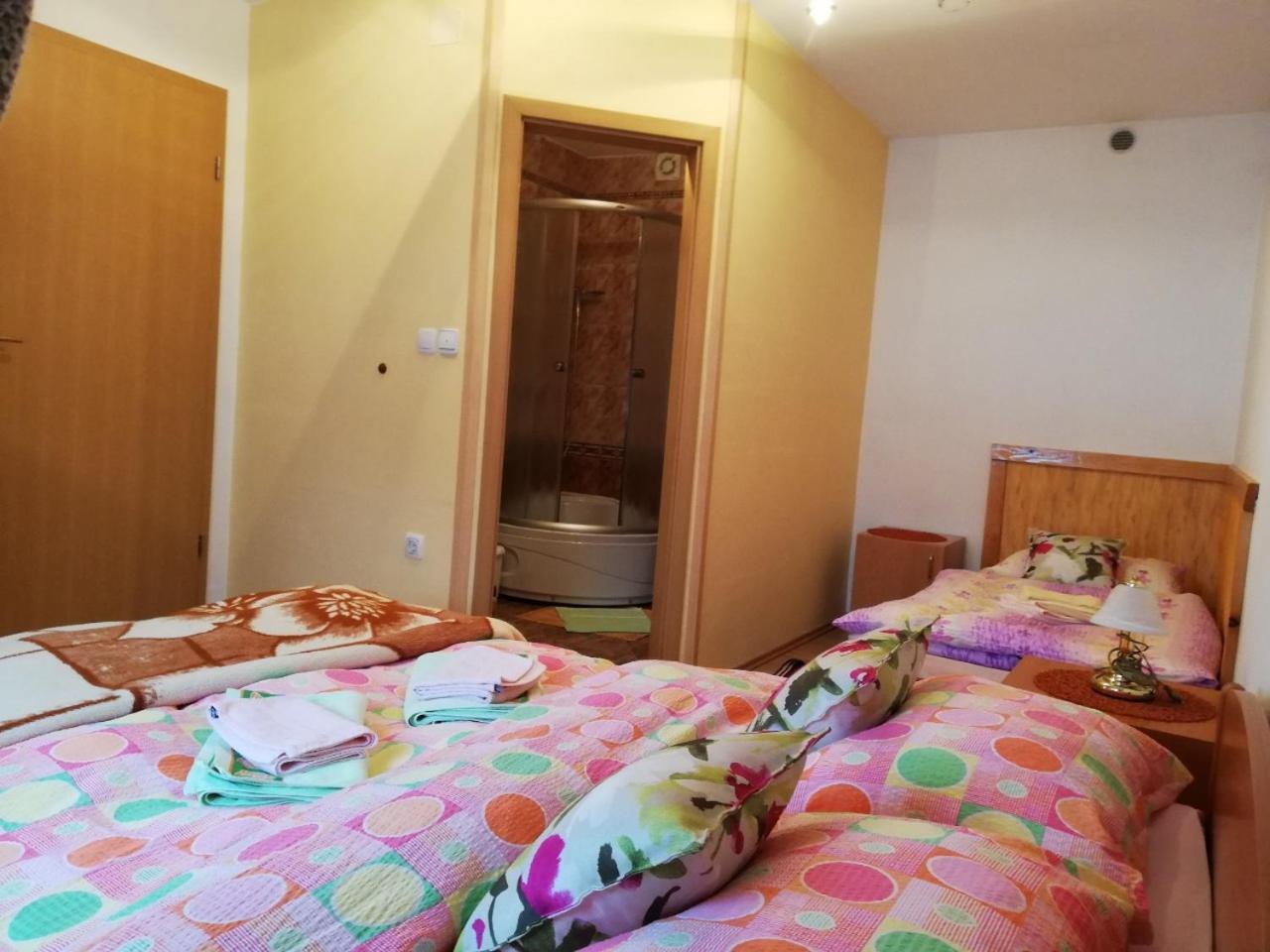 Apartment Resman Trsce Екстериор снимка